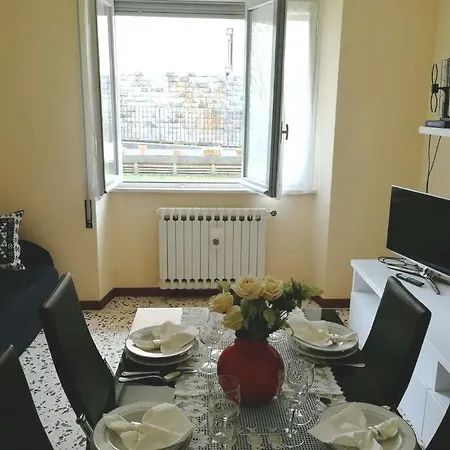 Casa Dolce Casa, A 2 Passi Dal E Vicina A Varenna Prázdninový dům