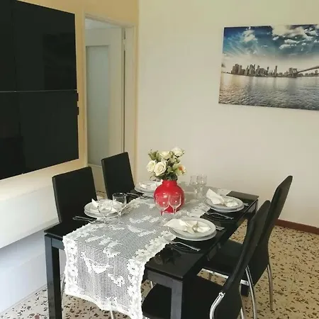 Casa Dolce Casa, A 2 Passi Dal E Vicina A Varenna Prázdninový dům Lierna
