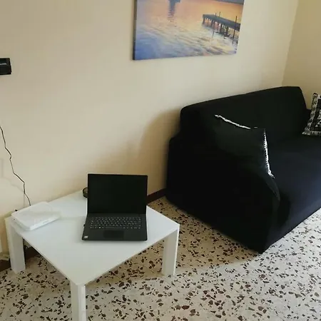 Hébergement de vacances Casa Dolce Casa, A 2 Passi Dal E Vicina A Varenna Lierna